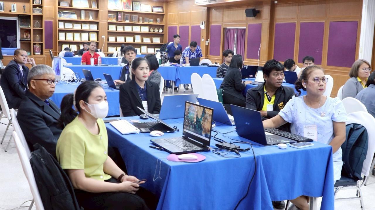 LINE_ALBUM_Teacher-Workshop-Buriram_250505_3.jpg
