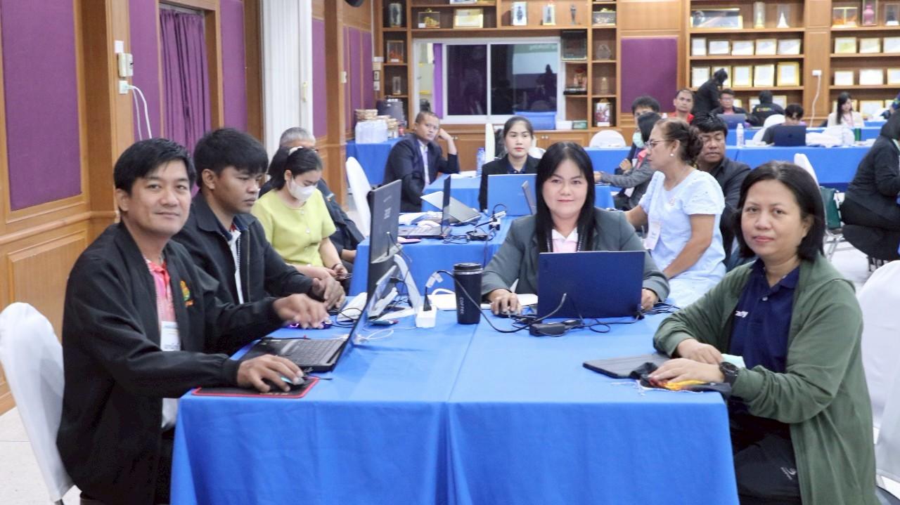 LINE_ALBUM_Teacher-Workshop-Buriram_250505_5.jpg